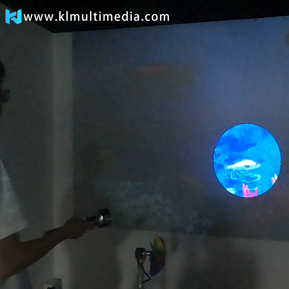 Lampe de poche interactive