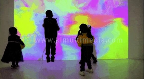 Art mural interactif