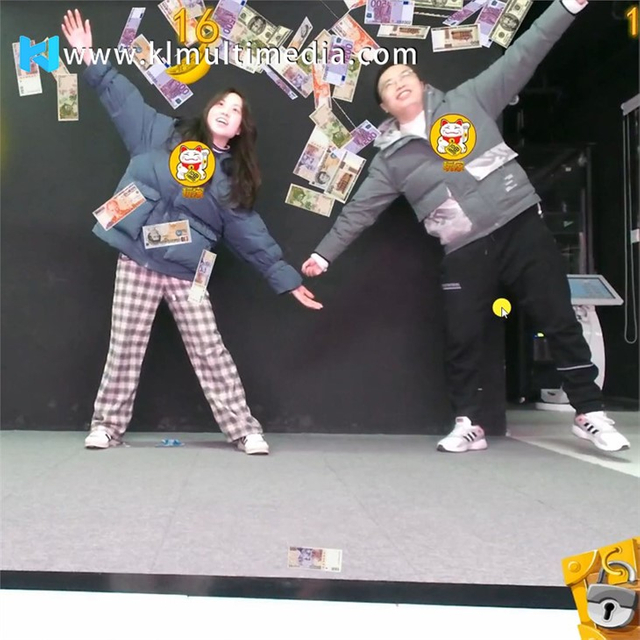 Jeu de richesse porte-bonheur à détection de mouvement